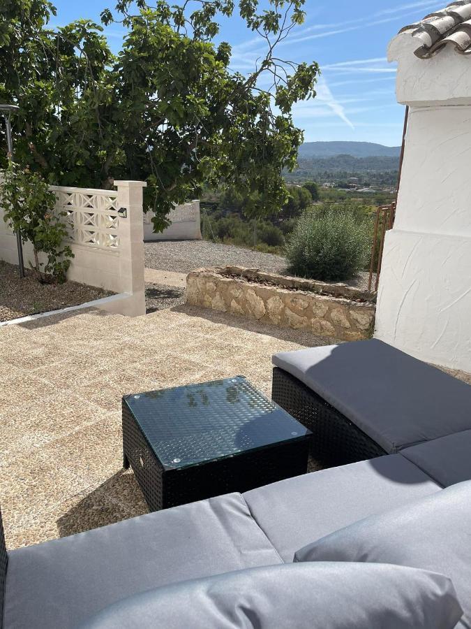 Djm Palms - Shared Casa Rural - Casa Rural Compartida - No Es Una Casa Privada Ayora Exterior photo