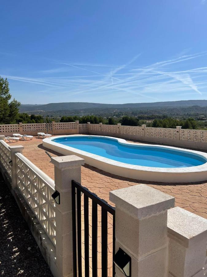 Djm Palms - Shared Casa Rural - Casa Rural Compartida - No Es Una Casa Privada Ayora Exterior photo